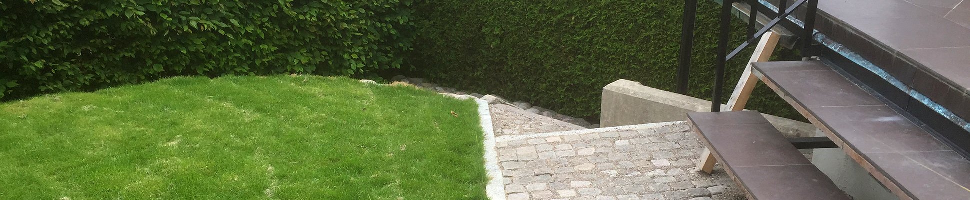 Vi utför mark- och anläggningsarbete i Storstockholm Vi utför mark- och anläggningsarbete i Storstockholm